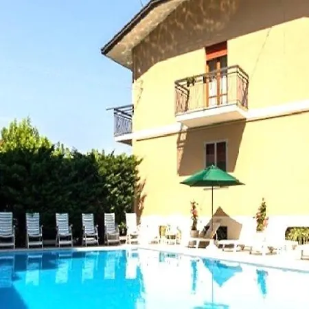 Bruna Hotel