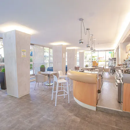 Ξενοδοχείο Bruna Cesenatico